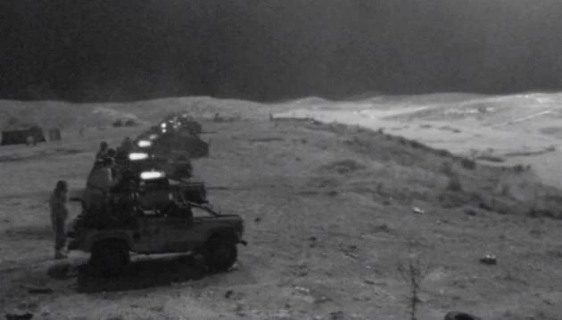 Σε συναγερμό και η Κύπρος – Καταιγισμός πυρών μέσα στη νύχτα από την Εθνική Φρουρά για την αποτροπή ενός νέου 1974 (βίντεο)